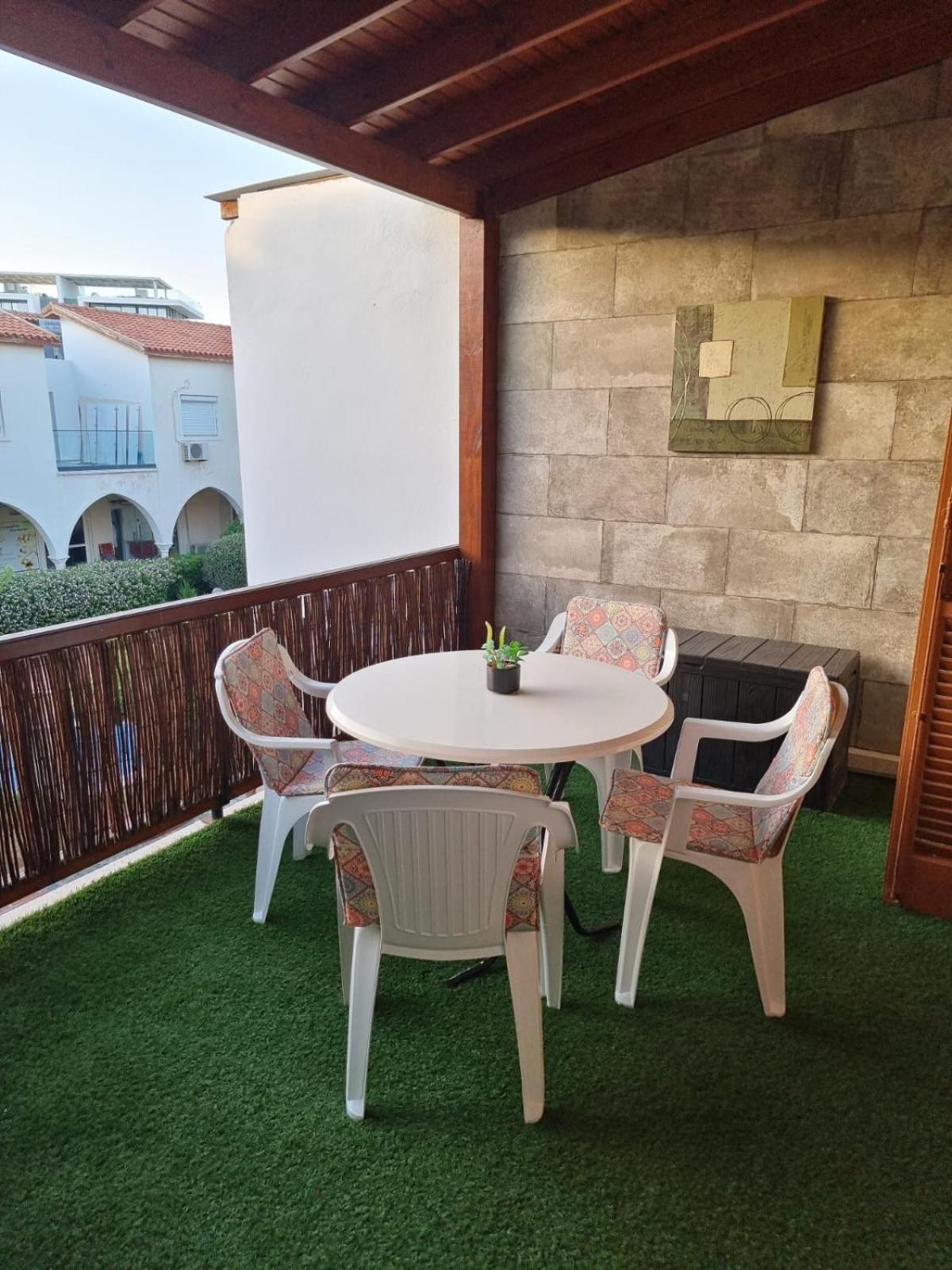 Limnaria Westpark 2 bdrm apartment 122 Paphos Bagian luar foto