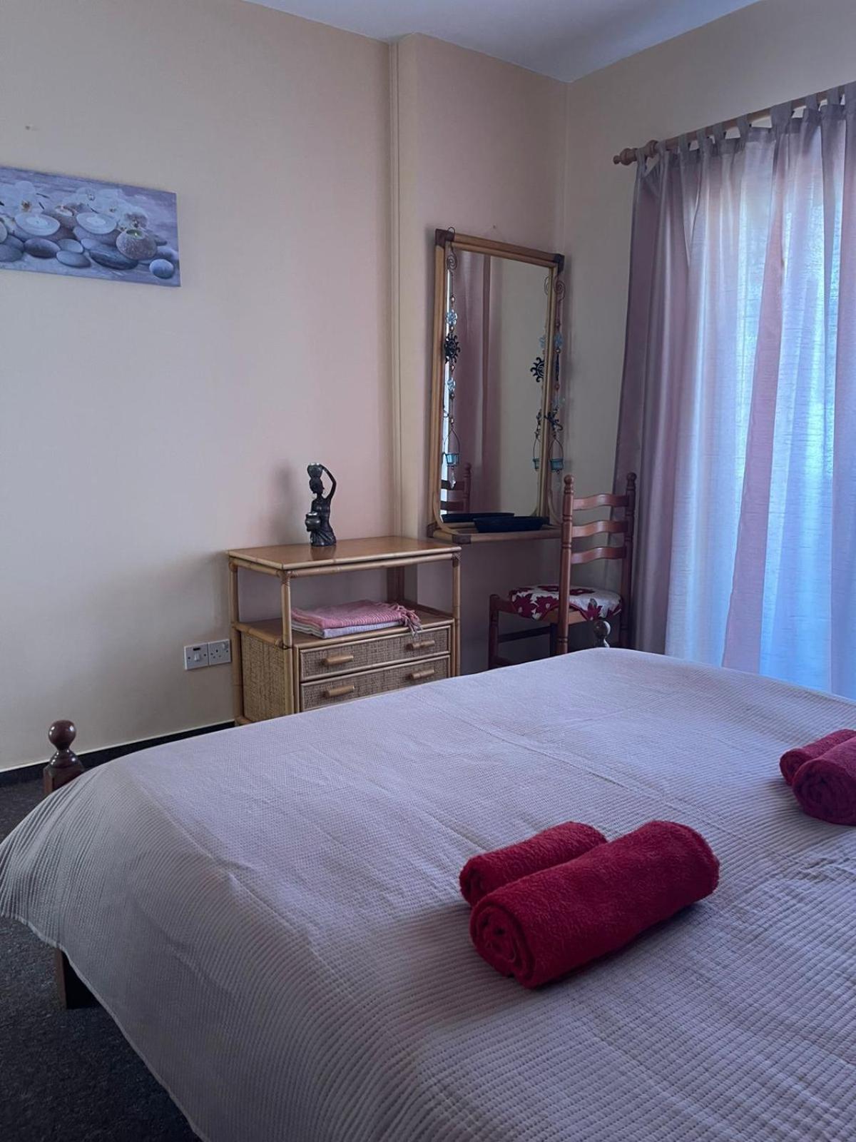 Limnaria Westpark 2 bdrm apartment 122 Paphos Bagian luar foto